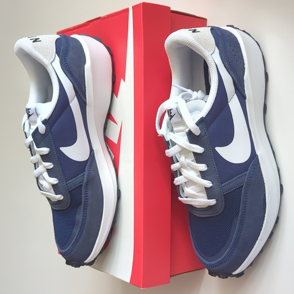 Nike Waffle Debut Men's Shoes - Picture 2 of 7